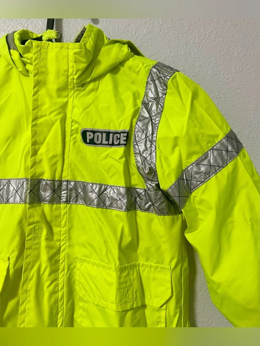 London Fog High-Visibility Yellow Kids Raincoat with Hood Sz 5-6